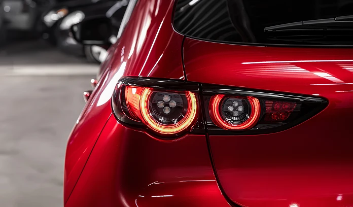 Автомобиль.