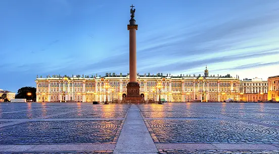 Санкт-Петербург.